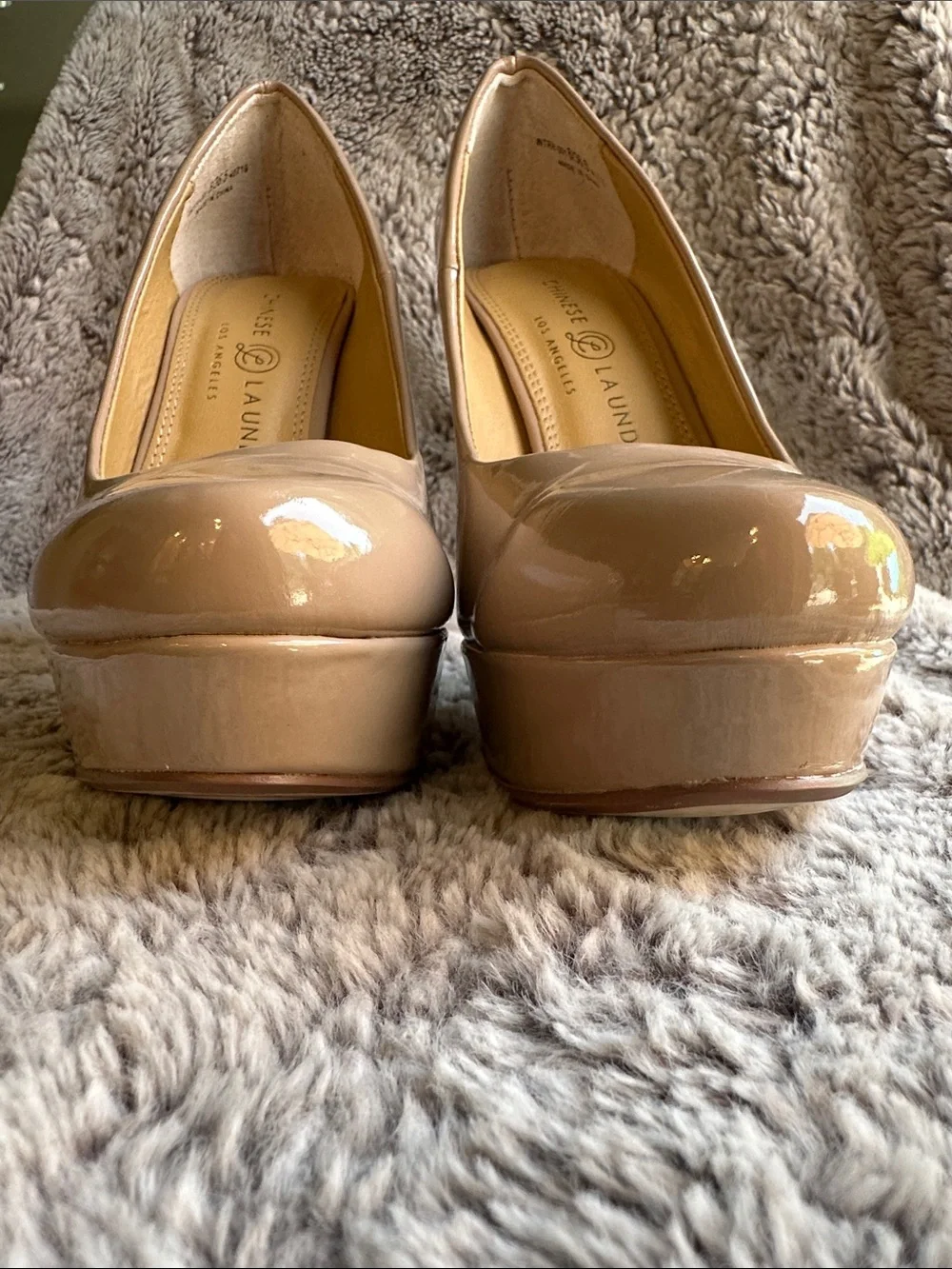 New without box Chinese Laundry Nude Patent Round-Toe Heels